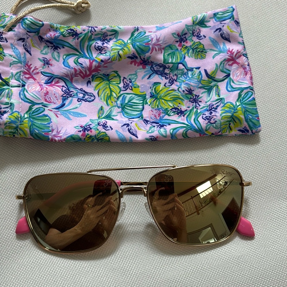 Lilly Pulitzer sunglasses with dust case